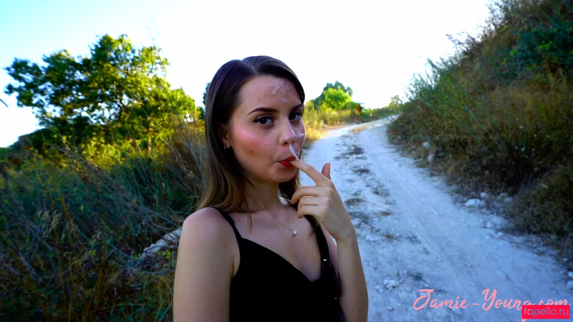 Public Cumwalk Nude Onlyfans Photo 10