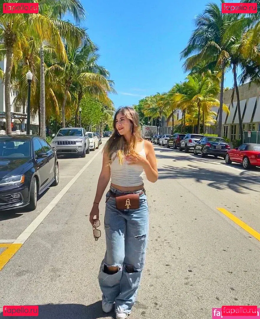 Malak Koura Onlyfans Photo Gallery 