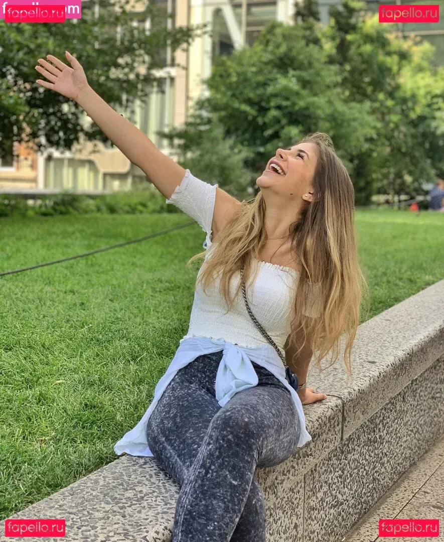 Malak Koura Onlyfans Photo Gallery 