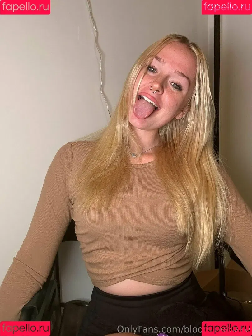 bloomingblake Onlyfans Photo Gallery 