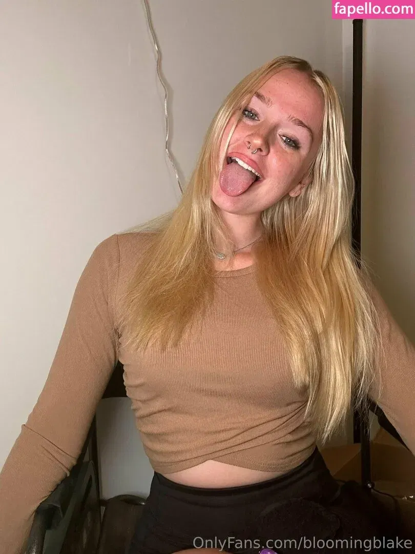 bloomingblake Onlyfans Photo Gallery 