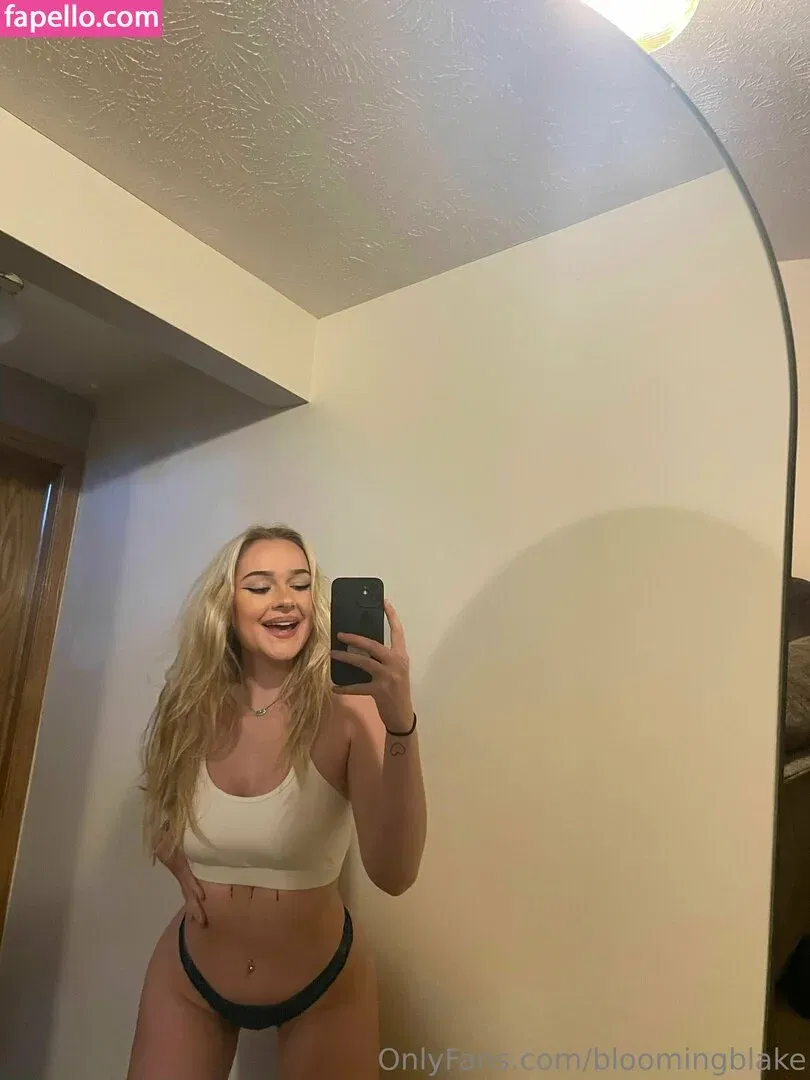 bloomingblake Onlyfans Photo Gallery 