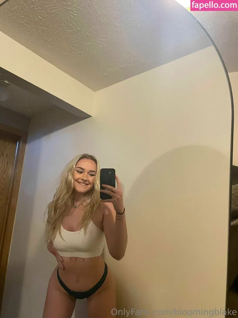 bloomingblake Onlyfans Photo Gallery 