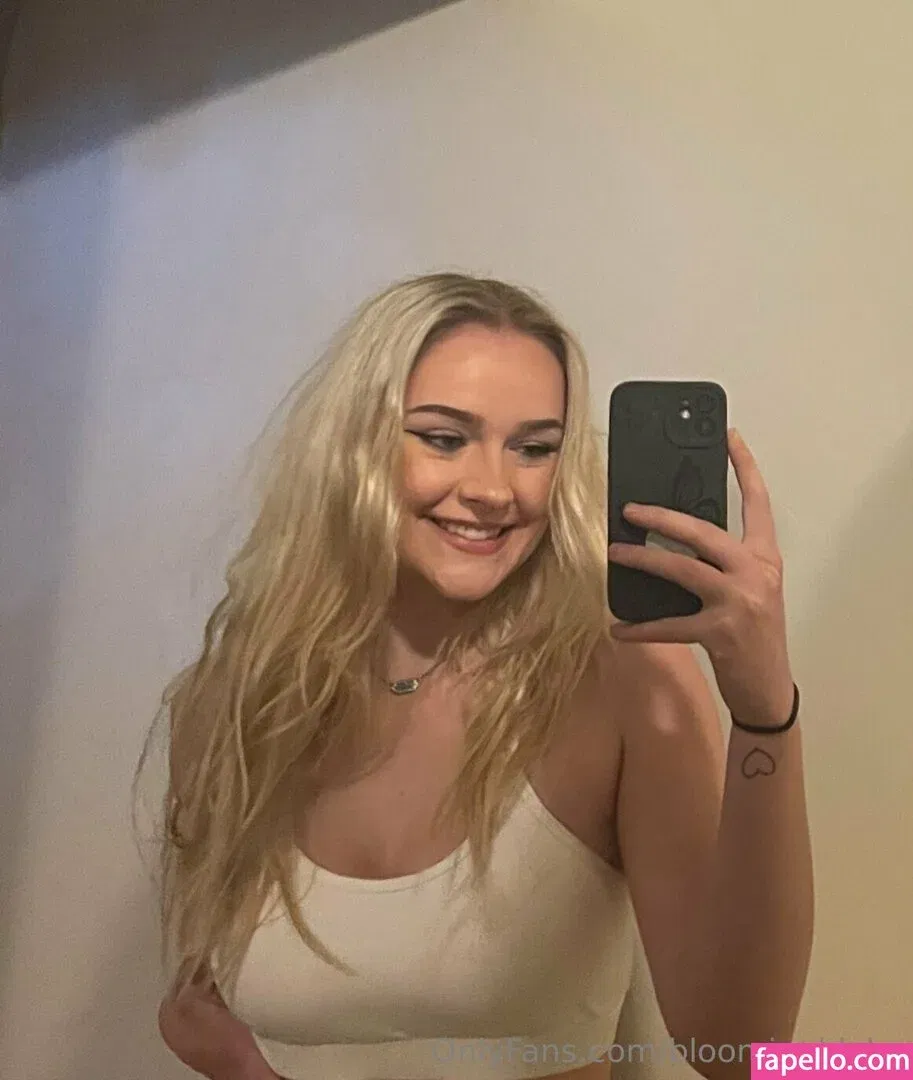 bloomingblake Onlyfans Photo Gallery 