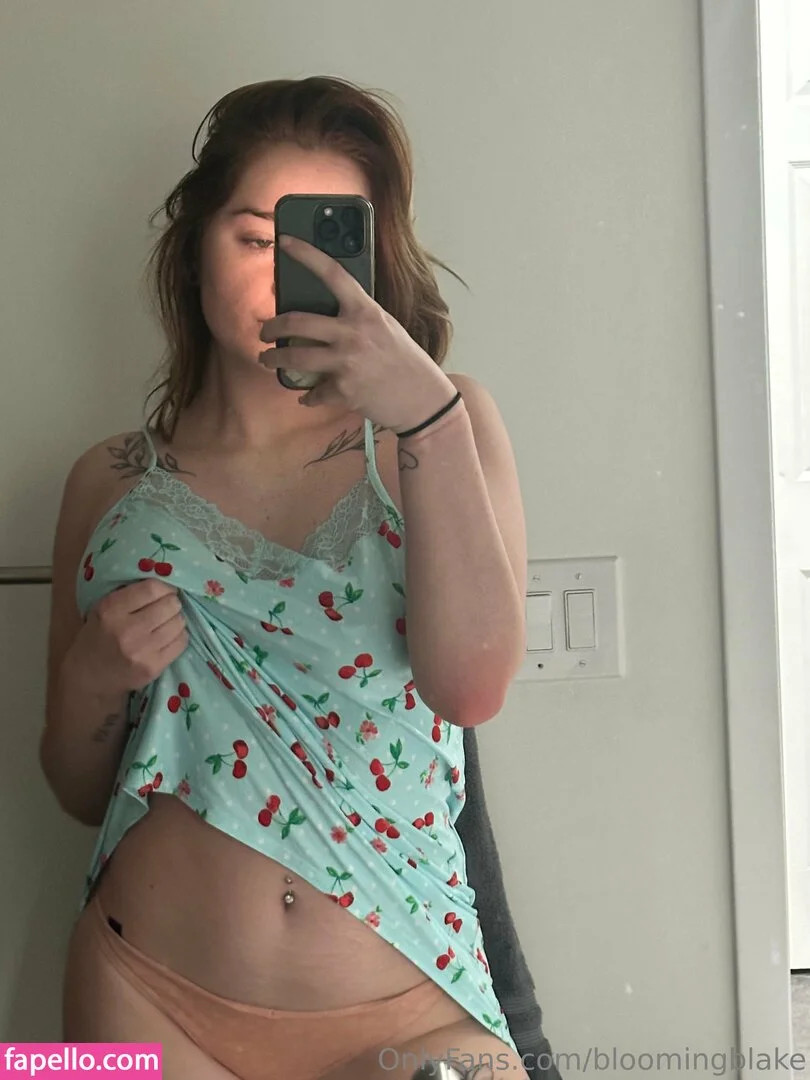 bloomingblake Onlyfans Photo Gallery 