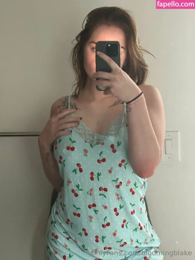 bloomingblake Onlyfans Photo Gallery 