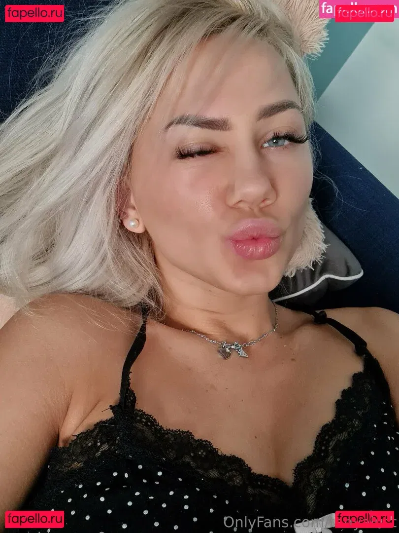 tanyalust Onlyfans Photo Gallery 