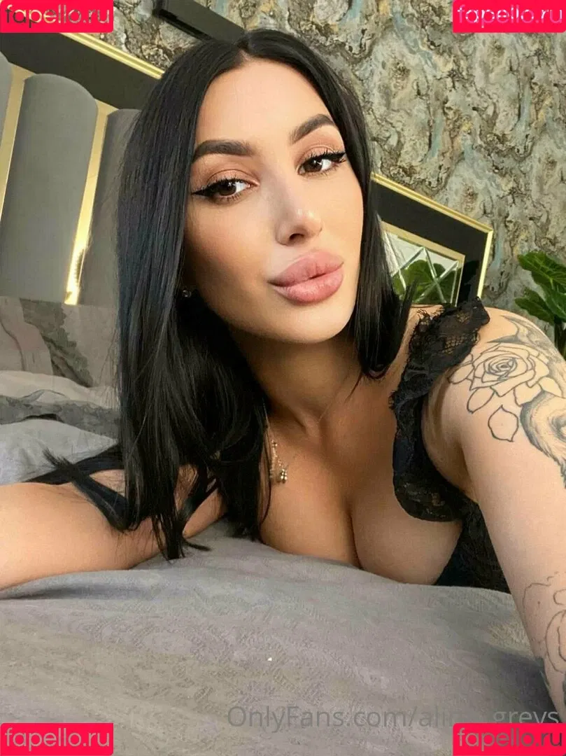 alina_greys Onlyfans Photo Gallery 