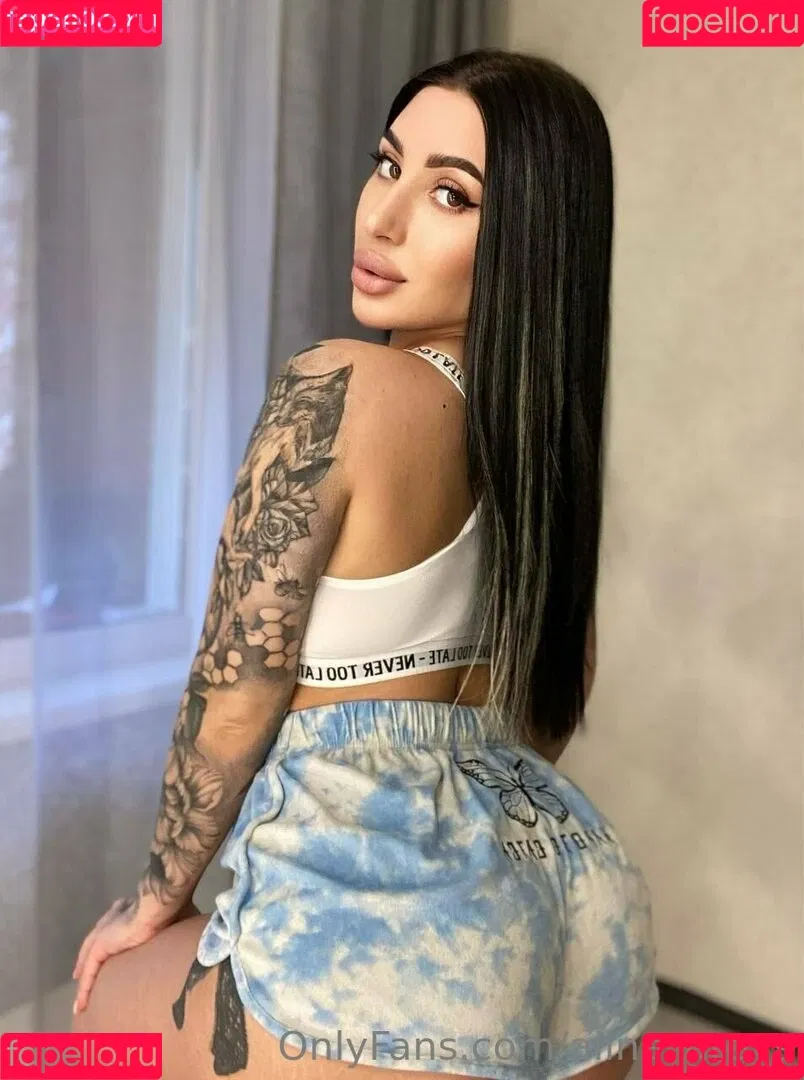 alina_greys Onlyfans Photo Gallery 
