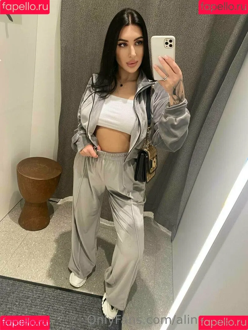 alina_greys Onlyfans Photo Gallery 