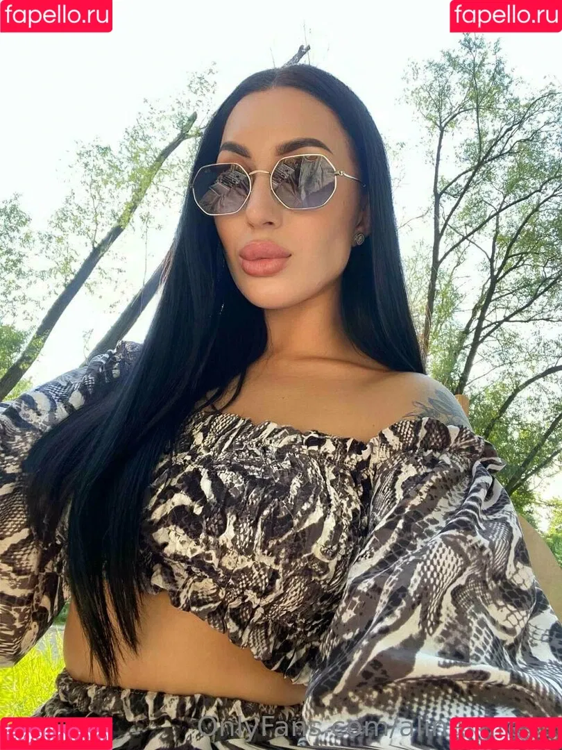 alina_greys Onlyfans Photo Gallery 