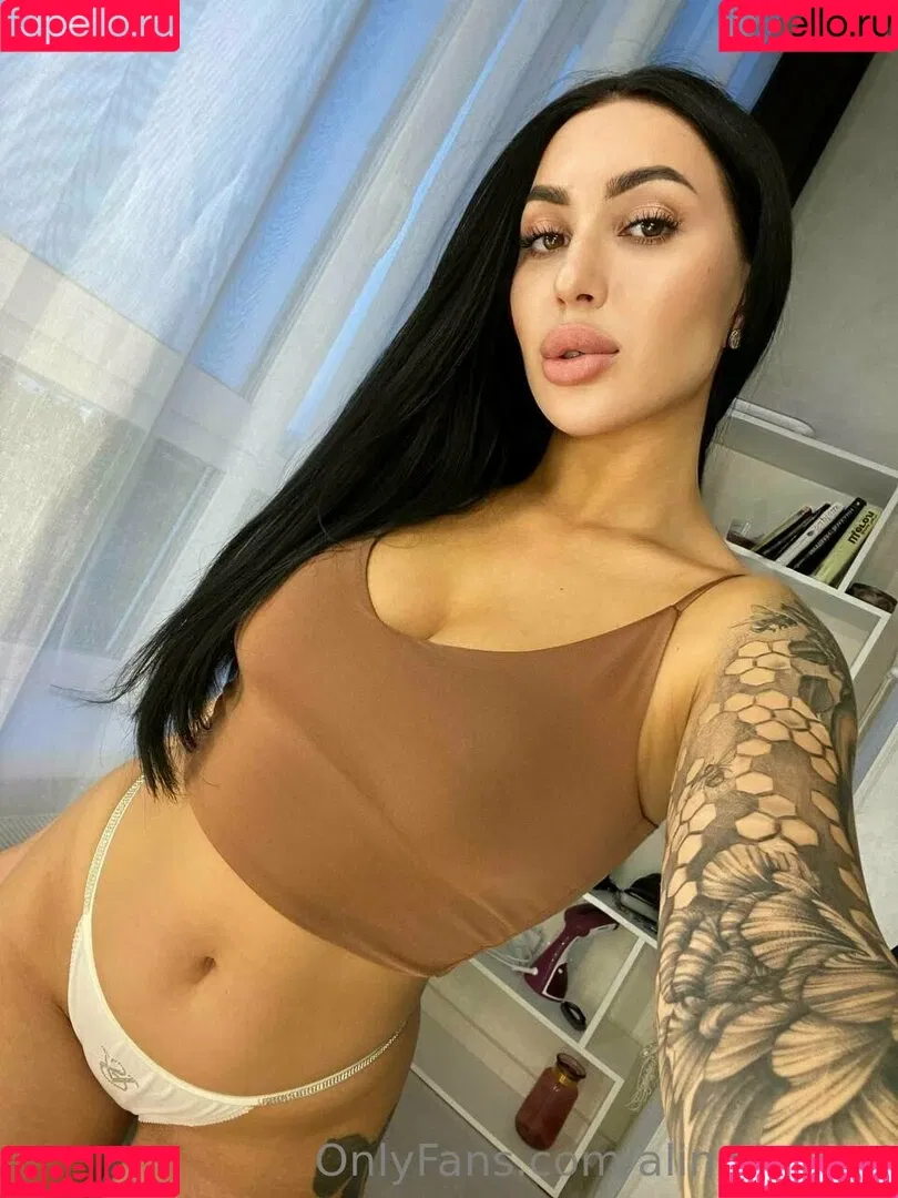 alina_greys Onlyfans Photo Gallery 