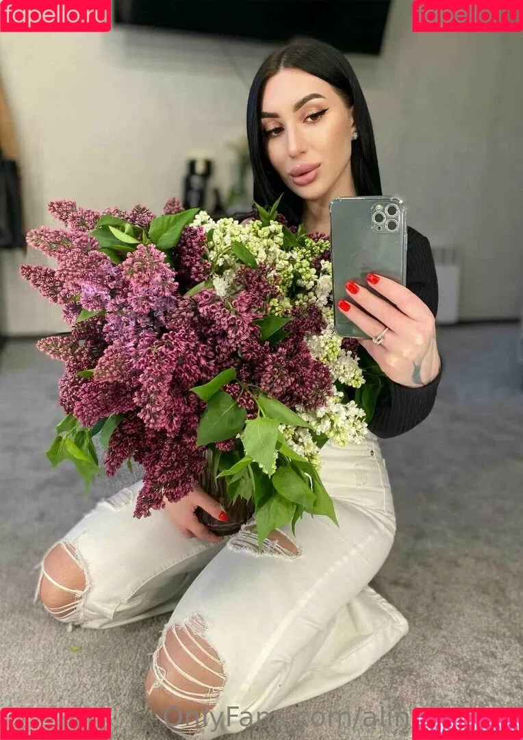 alina_greys Onlyfans Photo Gallery 