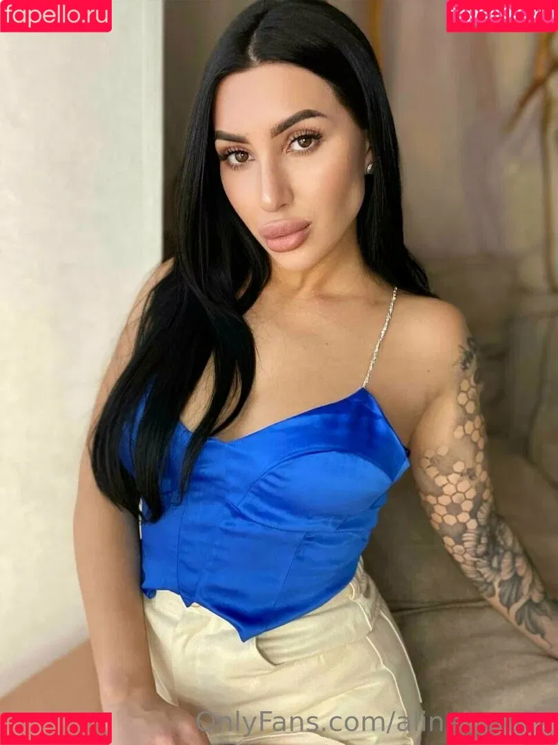 alina_greys Onlyfans Photo Gallery 