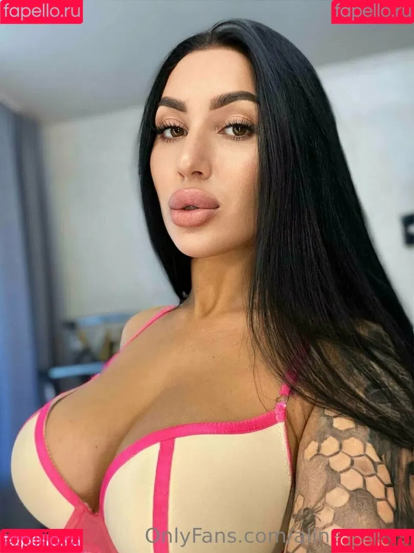 alina_greys Onlyfans Photo Gallery 