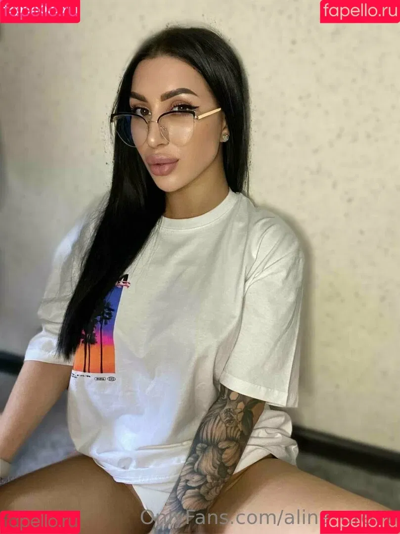 alina_greys Onlyfans Photo Gallery 