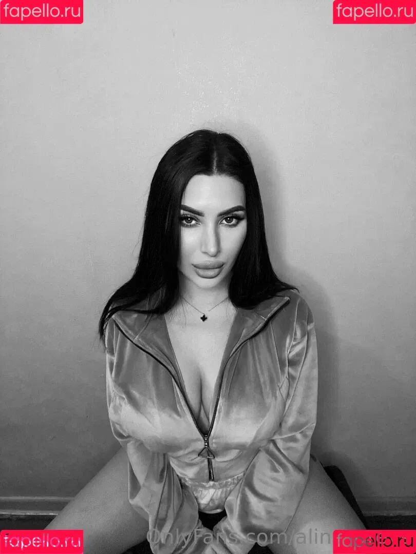 alina_greys Onlyfans Photo Gallery 