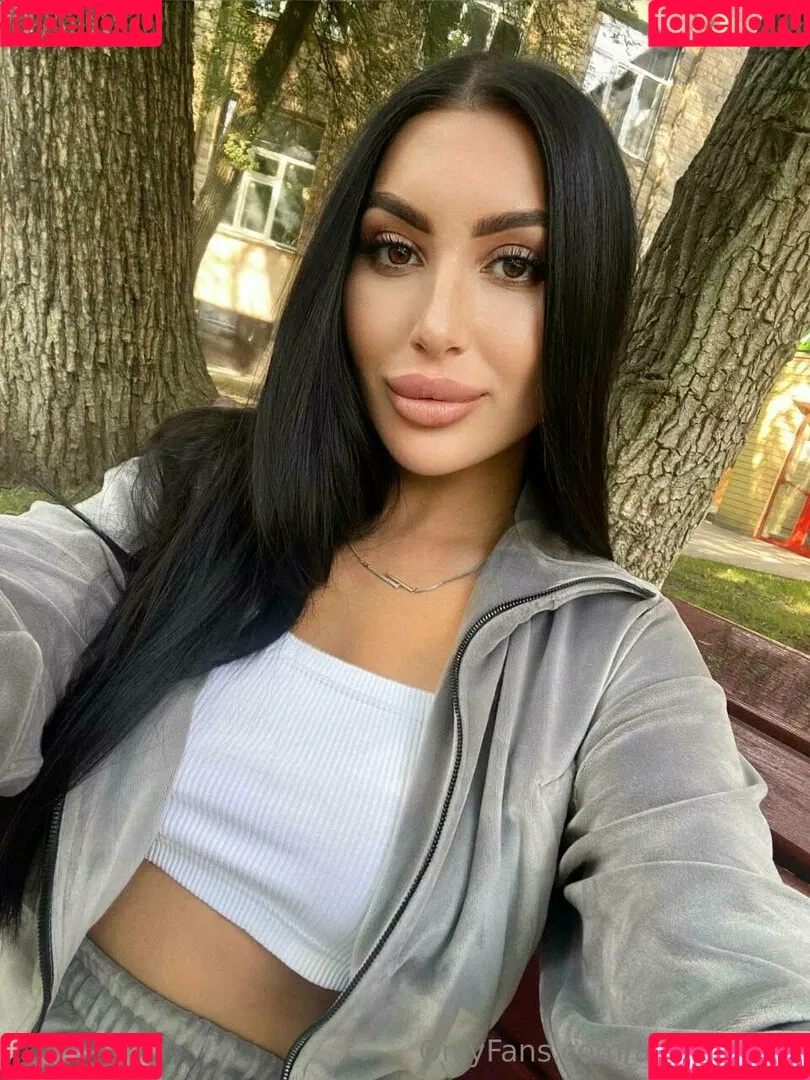 alina_greys Onlyfans Photo Gallery 