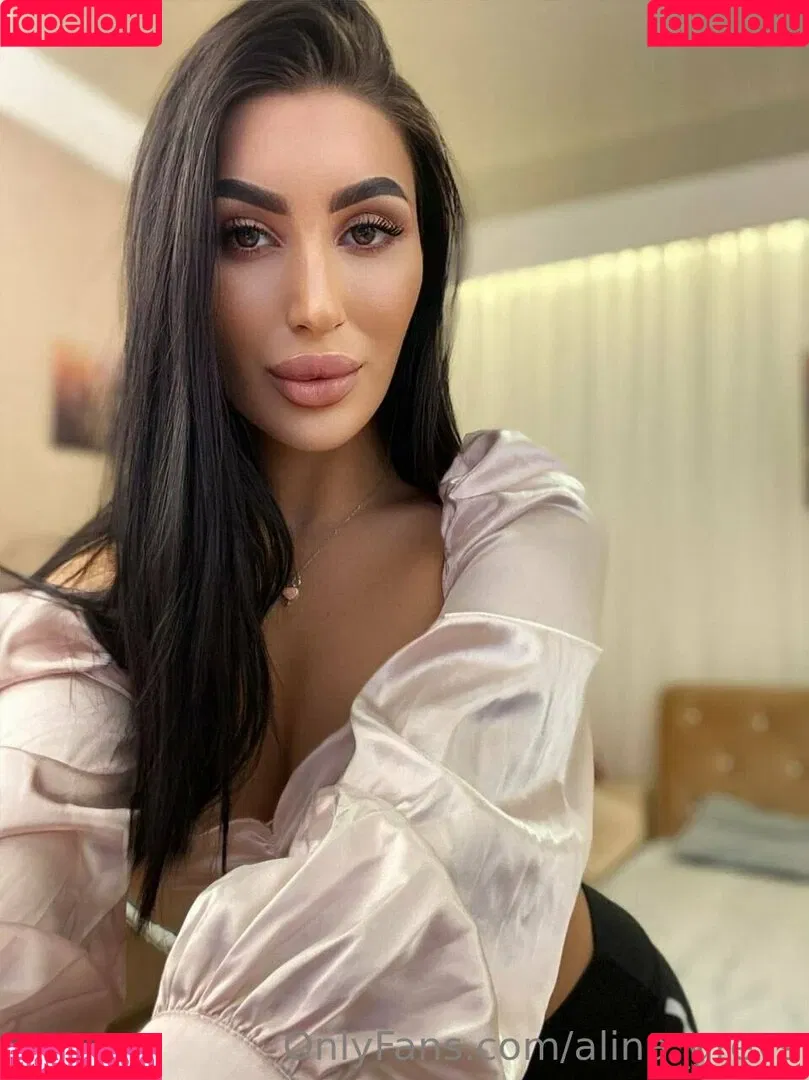alina_greys Onlyfans Photo Gallery 