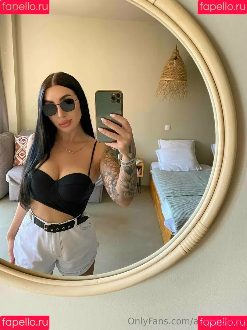 alina_greys Onlyfans Photo Gallery 