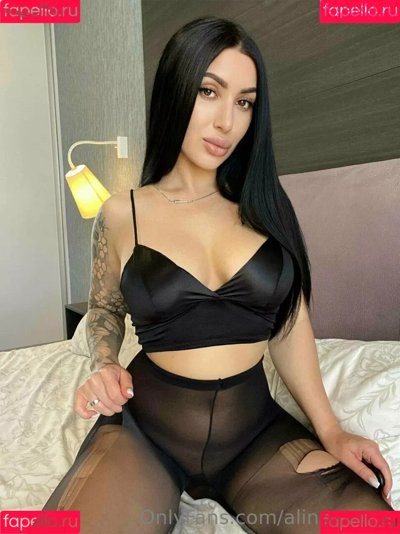 alina_greys Onlyfans Photo Gallery 