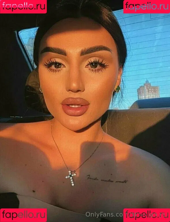 alina_greys Onlyfans Photo Gallery 