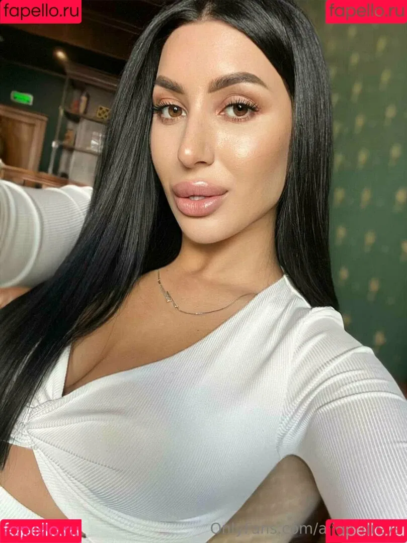 alina_greys Onlyfans Photo Gallery 