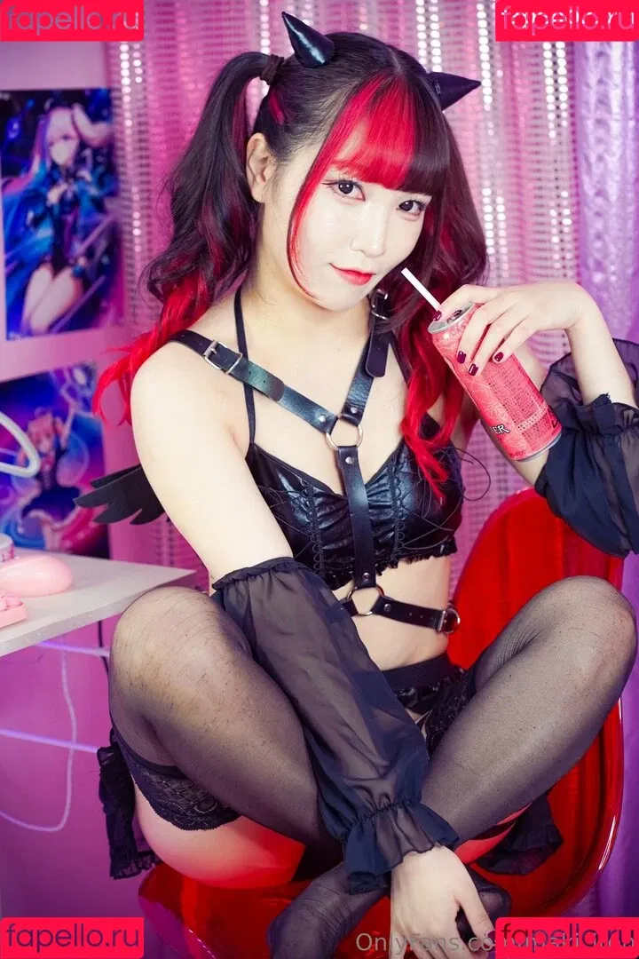 Maki Itoh Onlyfans Photo Gallery 