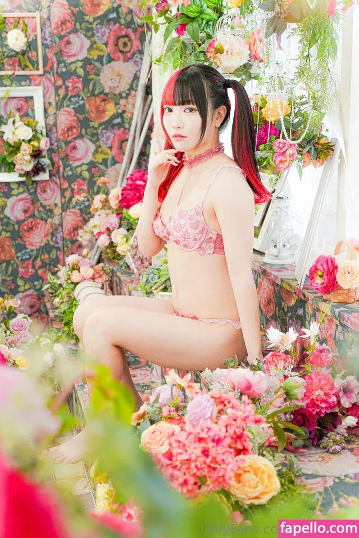 Maki Itoh Onlyfans Photo Gallery 