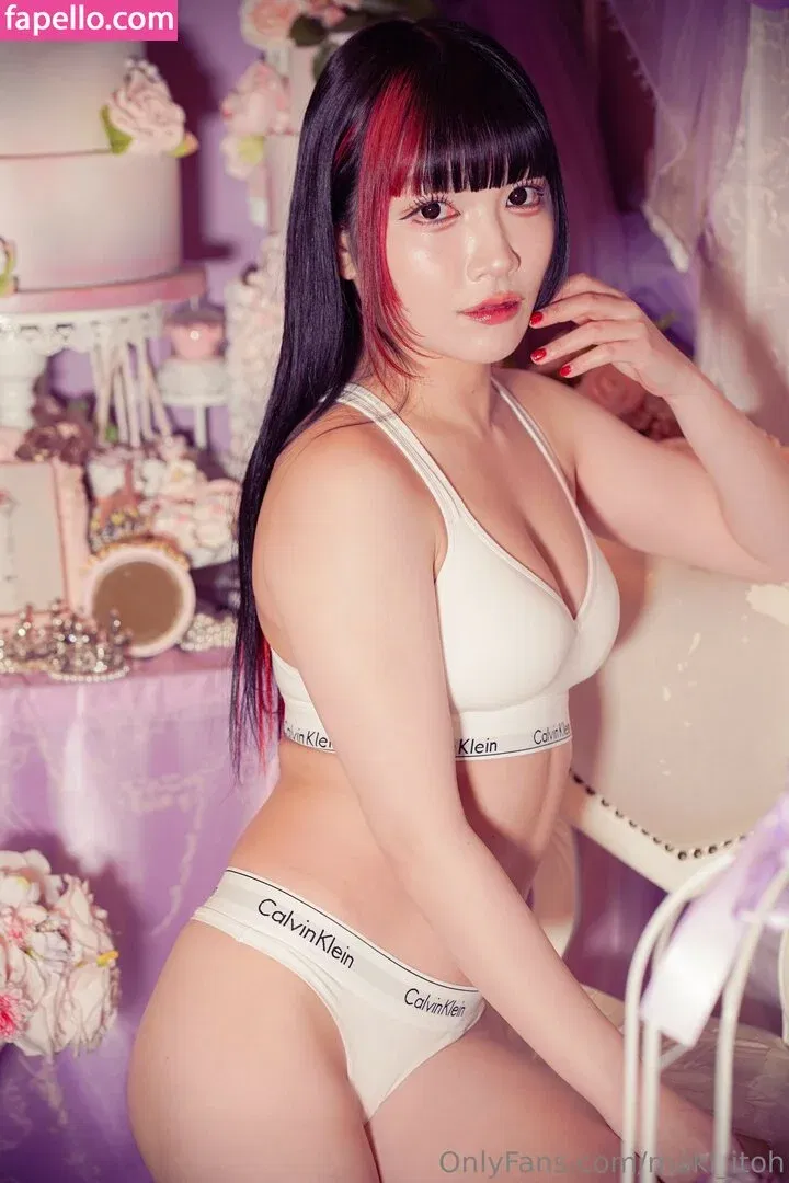 Maki Itoh Onlyfans Photo Gallery 