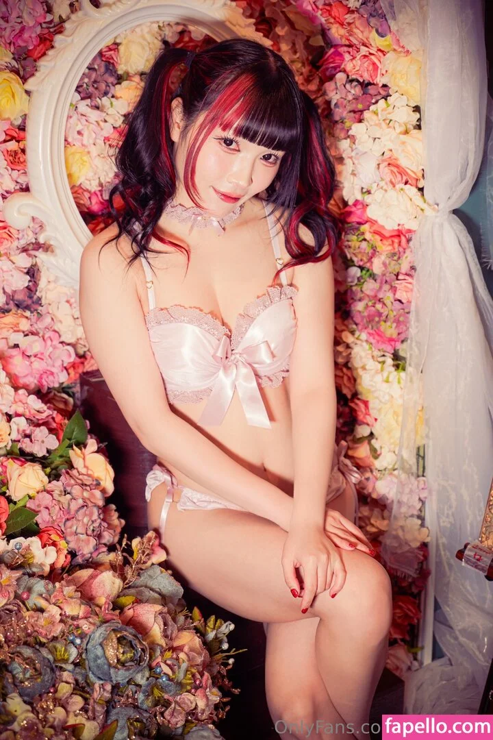 Maki Itoh Onlyfans Photo Gallery 