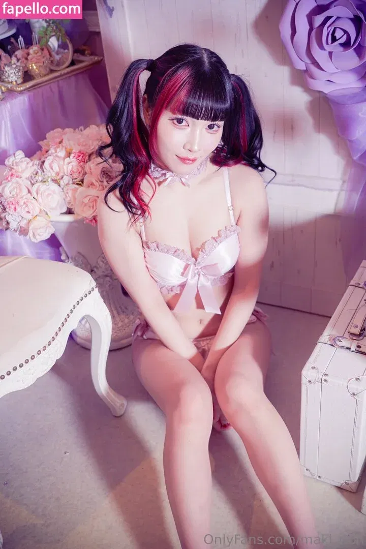 Maki Itoh Onlyfans Photo Gallery 