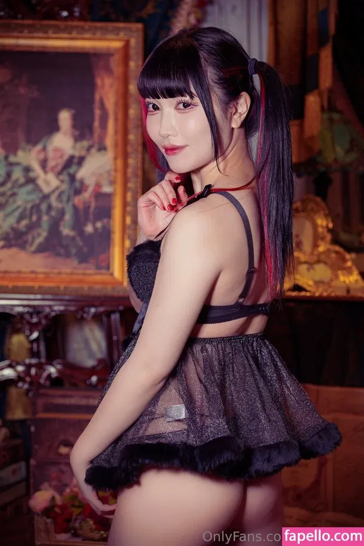 Maki Itoh Onlyfans Photo Gallery 