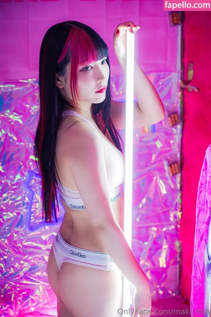 Maki Itoh Onlyfans Photo Gallery 