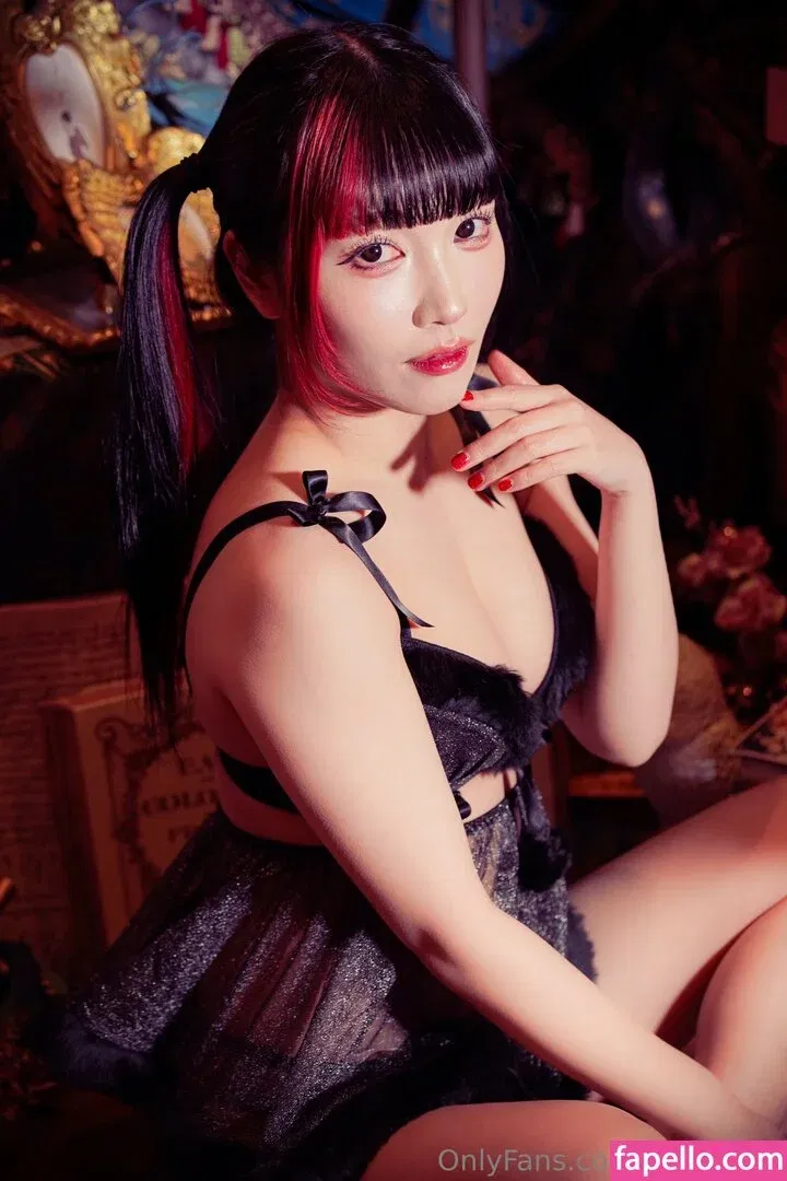 Maki Itoh Onlyfans Photo Gallery 