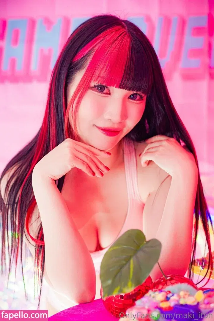 Maki Itoh Onlyfans Photo Gallery 