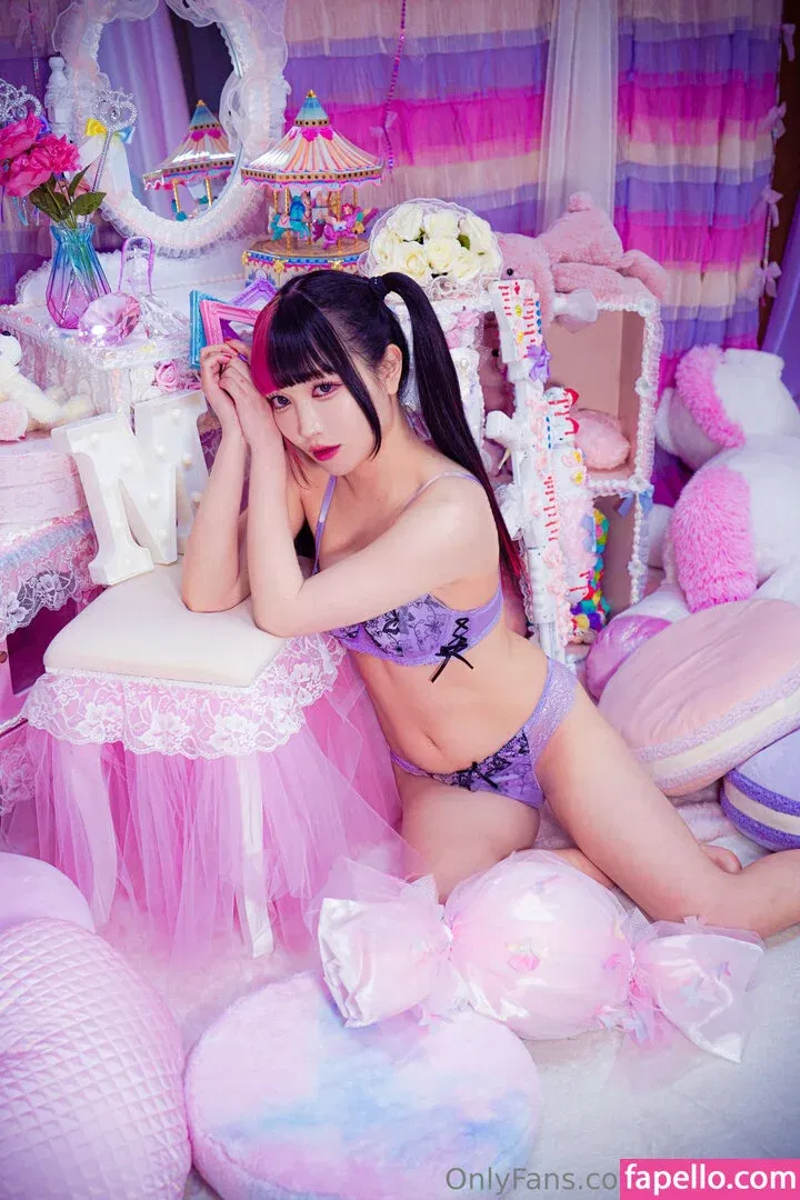 Maki Itoh Onlyfans Photo Gallery 