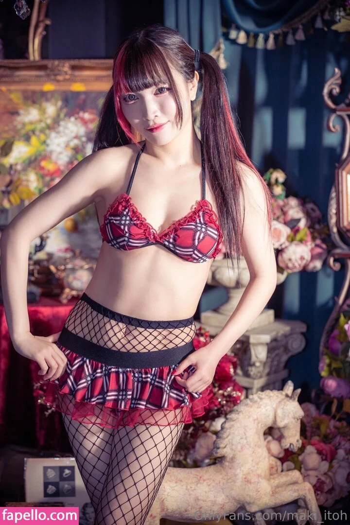 Maki Itoh Onlyfans Photo Gallery 