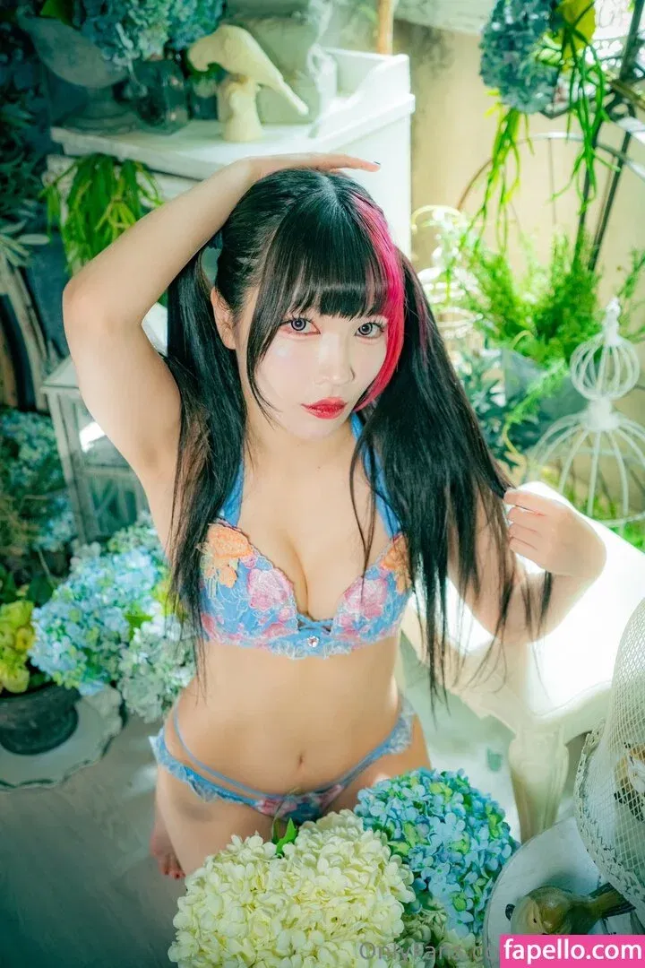 Maki Itoh Onlyfans Photo Gallery 