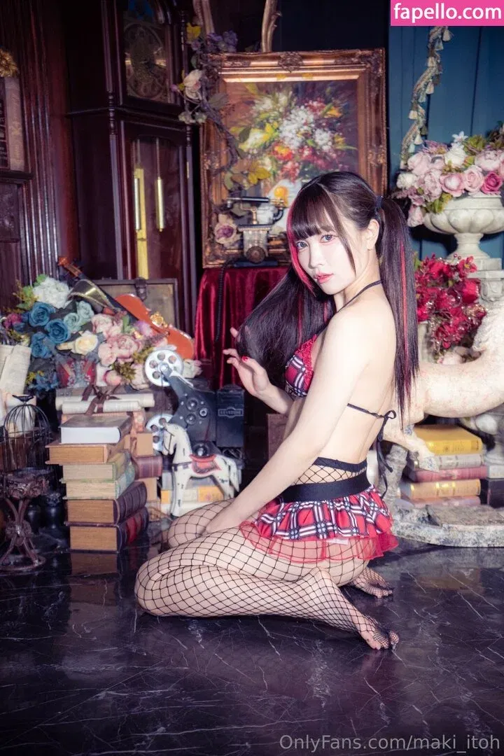 Maki Itoh Onlyfans Photo Gallery 