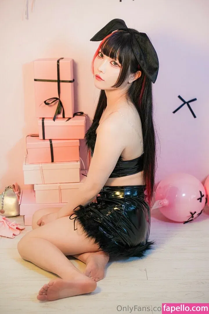Maki Itoh Onlyfans Photo Gallery 