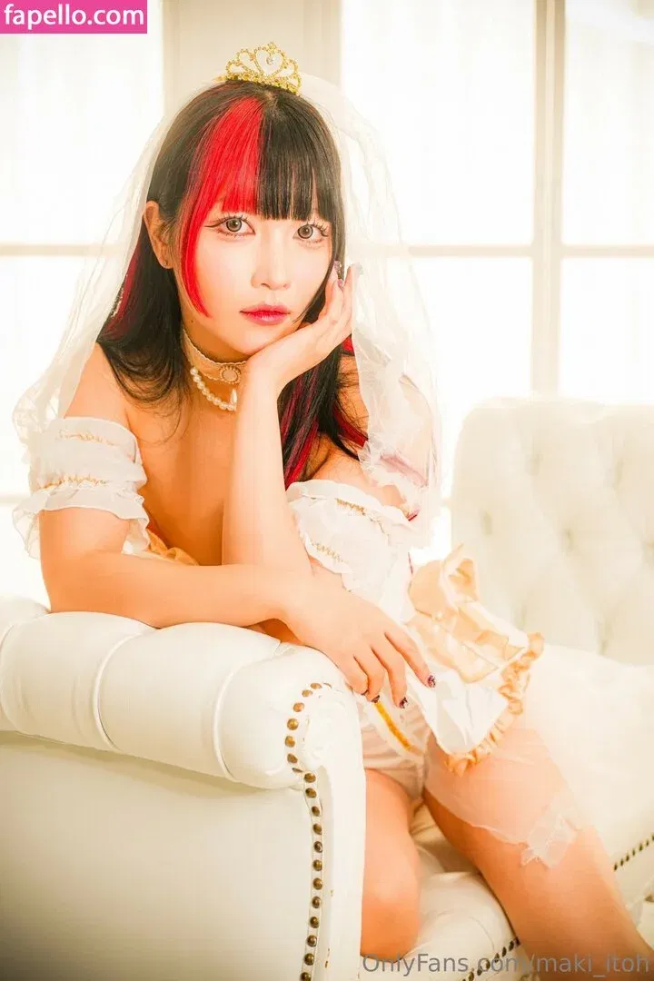 Maki Itoh Onlyfans Photo Gallery 