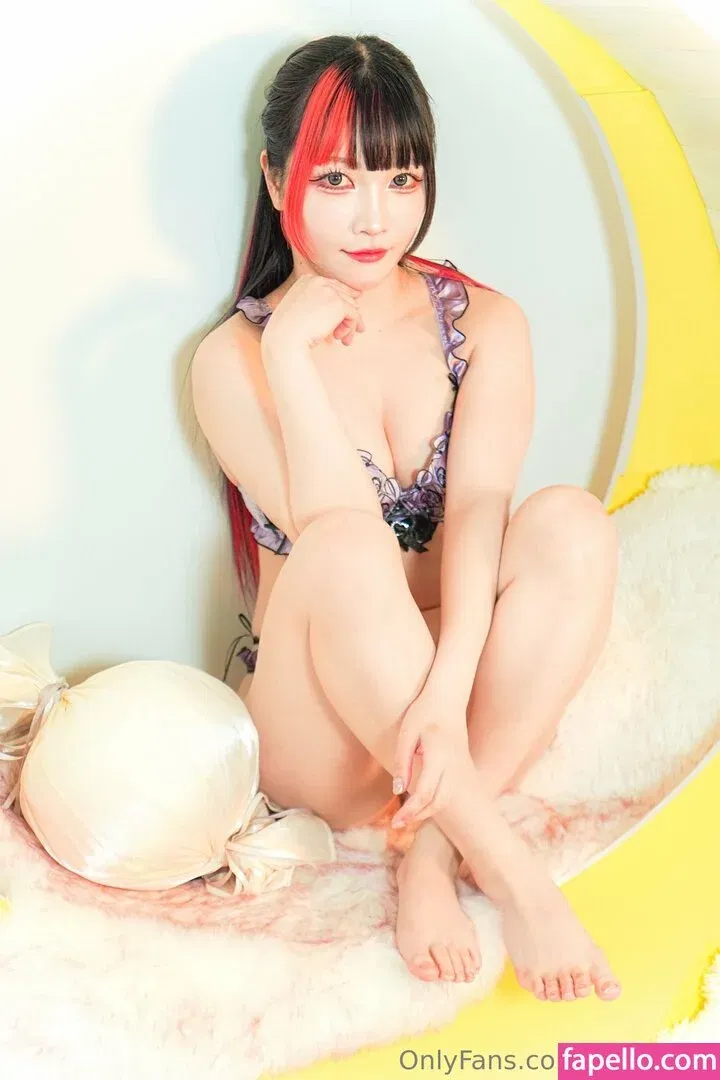 Maki Itoh Onlyfans Photo Gallery 