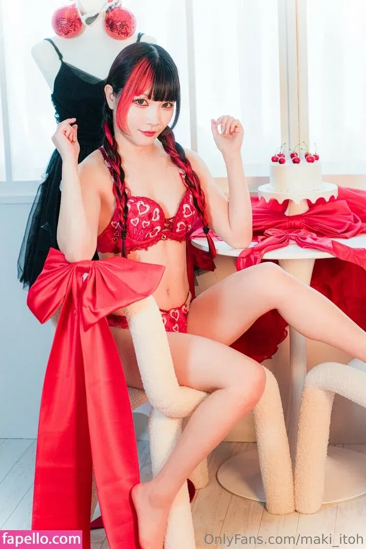 Maki Itoh Onlyfans Photo Gallery 