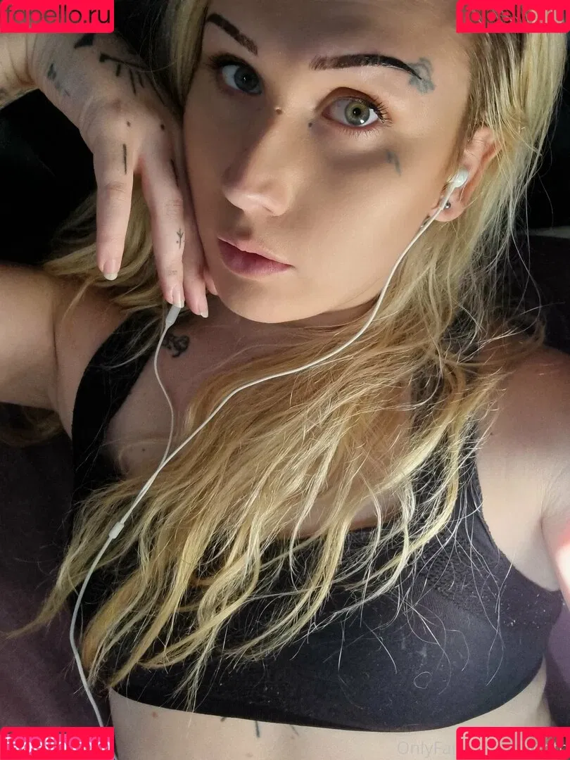 liligoth Onlyfans Photo Gallery 