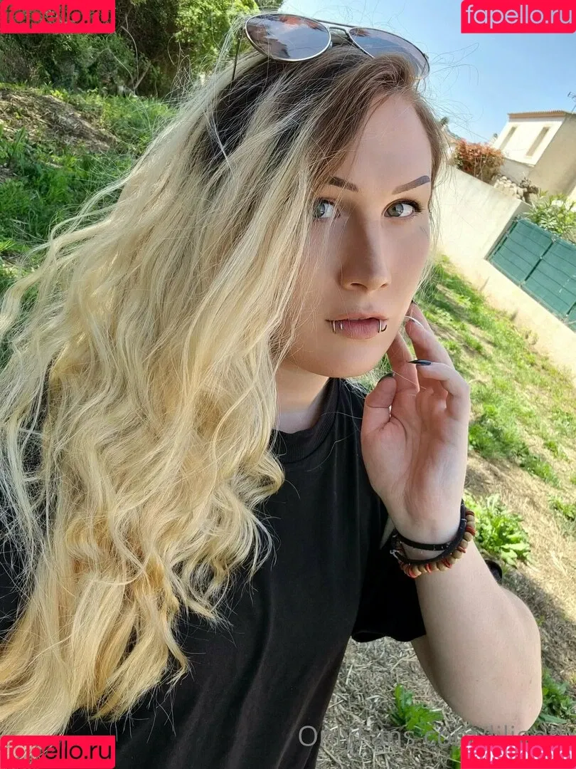 liligoth Onlyfans Photo Gallery 
