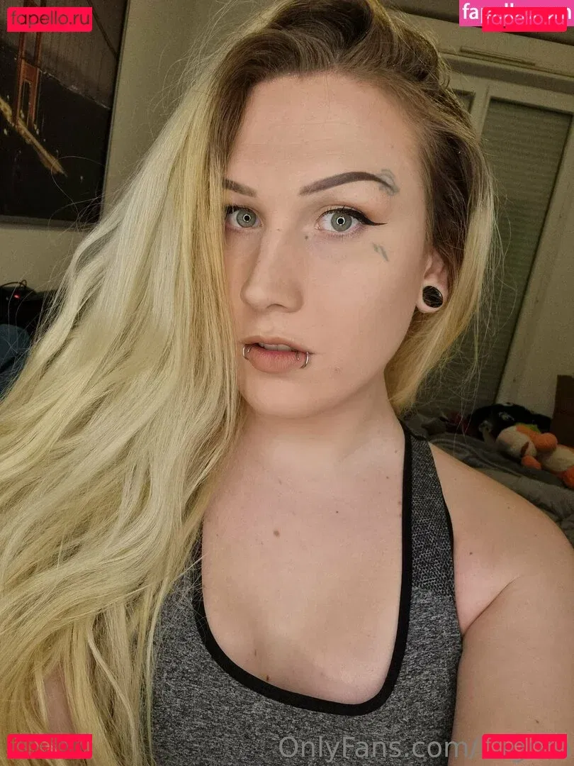 liligoth Onlyfans Photo Gallery 