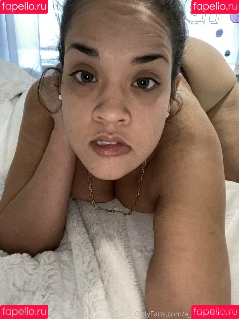 a_marie_onlyme Onlyfans Photo Gallery 