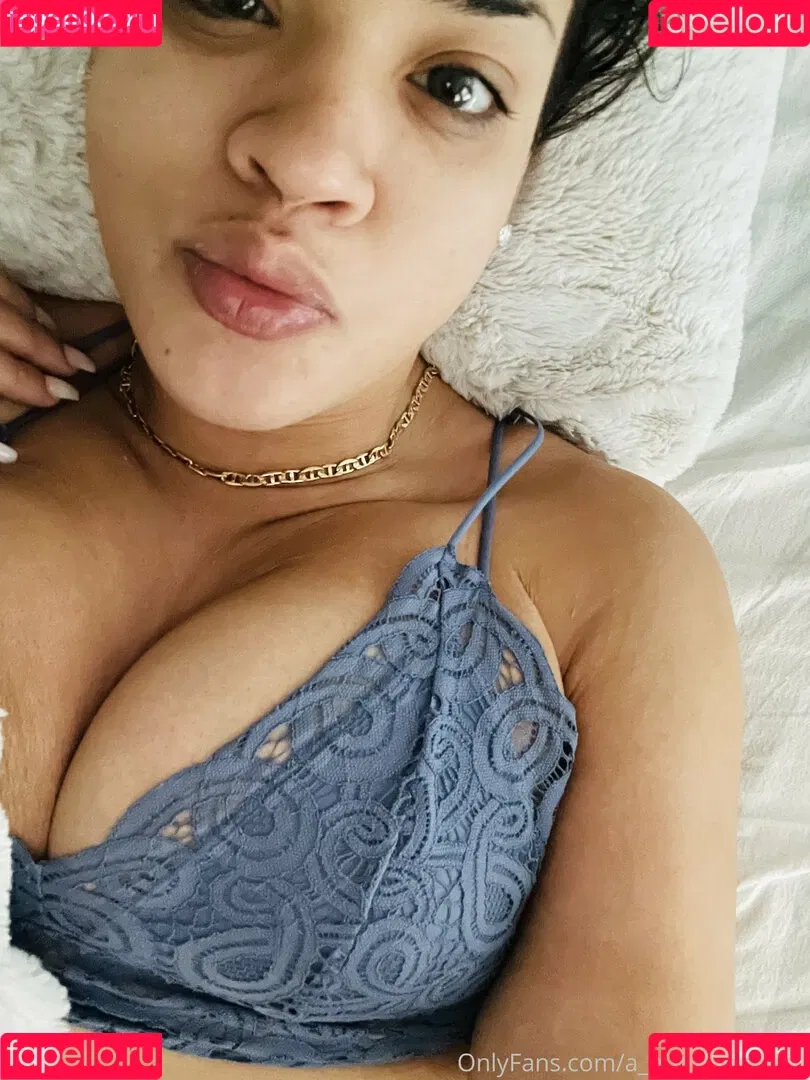 a_marie_onlyme Onlyfans Photo Gallery 