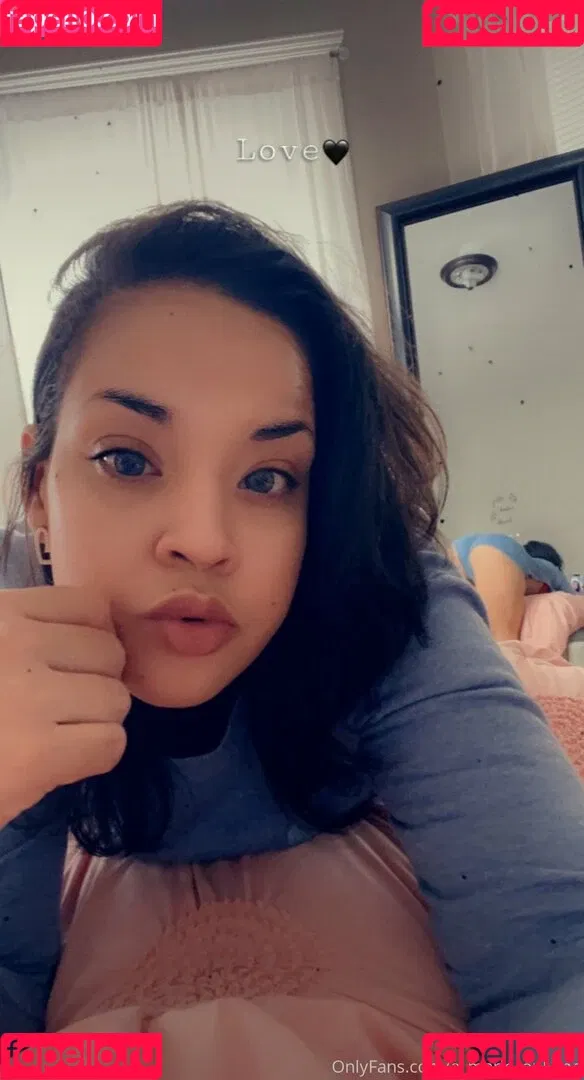 a_marie_onlyme Onlyfans Photo Gallery 